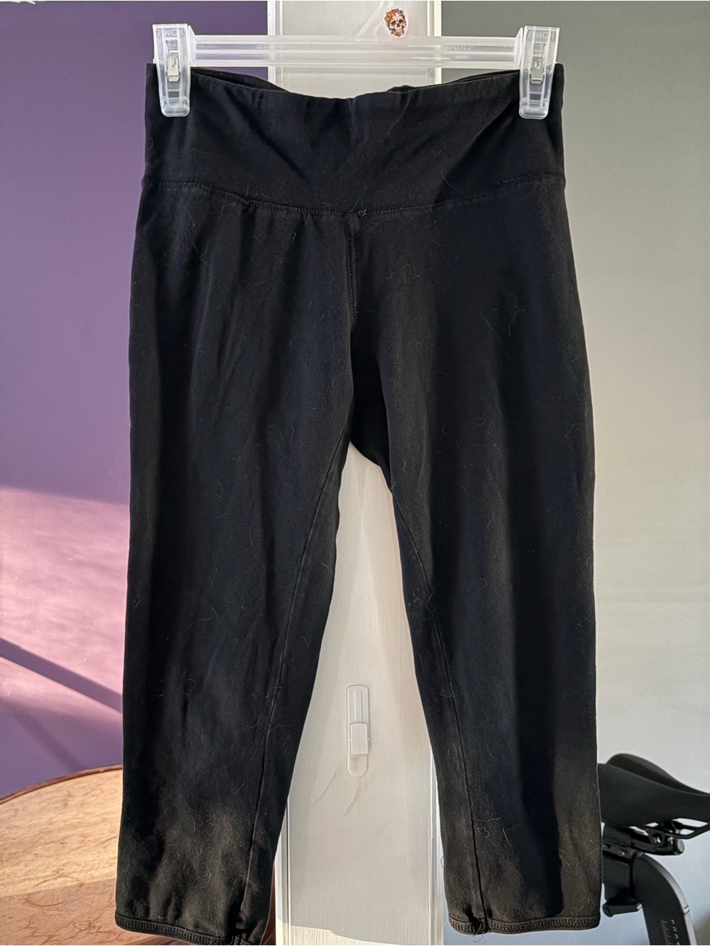Active USA Black Cropped Performance Leggings